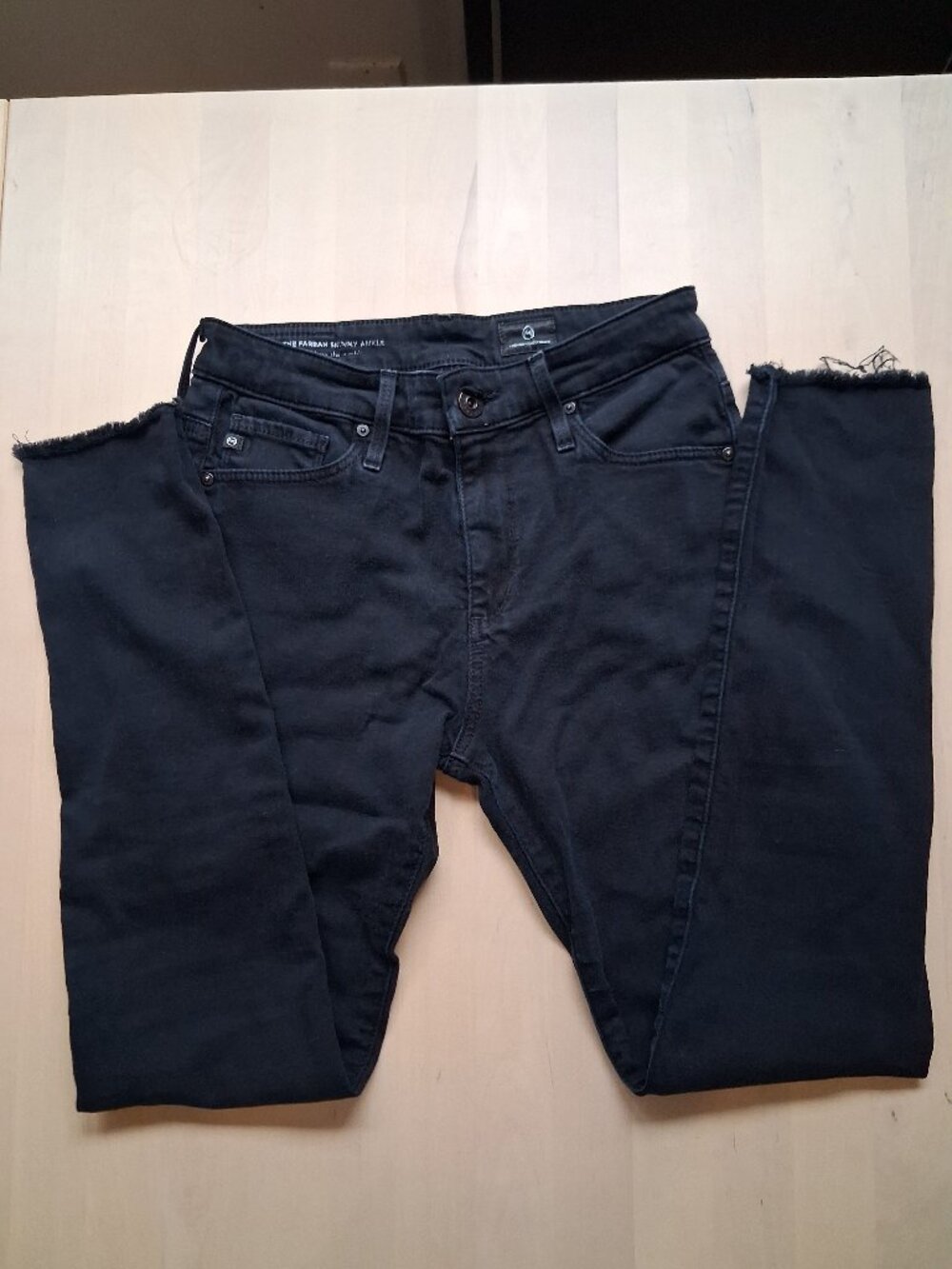 black Adriano Goldschmied Farrah Skinny Ankle 25R